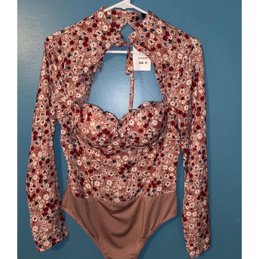 IN THE STYLE floral bodysuit